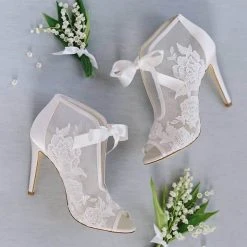 NIKKI IVORY Ivory Ribbon Tie Lace Embroidered Bootie